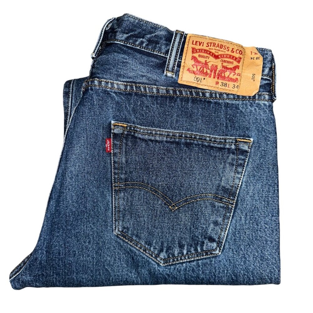 Levis 501 Button Fly Straight Leg Jeans Mens 38 33 Medium Wash Blue Pockets